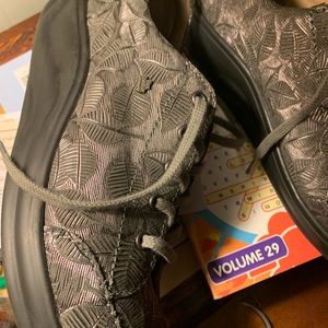 Finn Comfort Shoes - Size 8